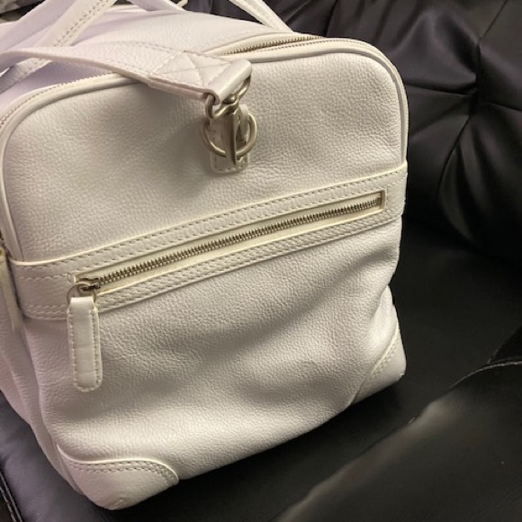 Michael Jordan White Duffle Bag - Picture 5 of 7